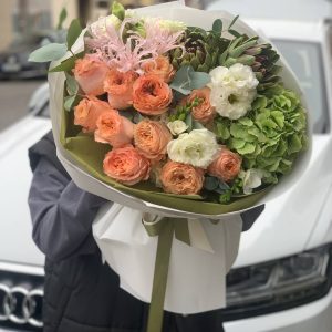 Букет MIX з троянд та гортензій