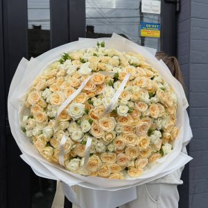 Букет MONO з троянд